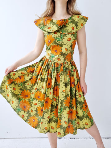 Vintage Orange Daisy Dress