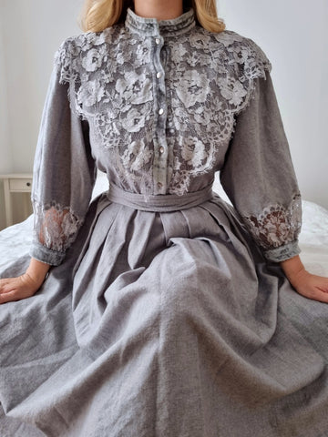 Vintage Grey Lace Midi Dress