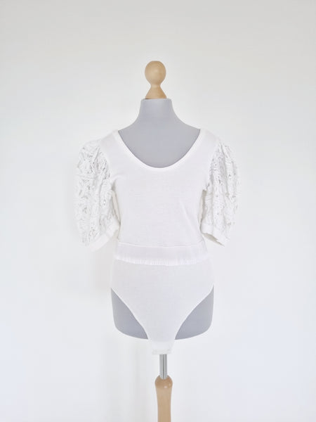 Vintage Lace Puff Sleeve Body