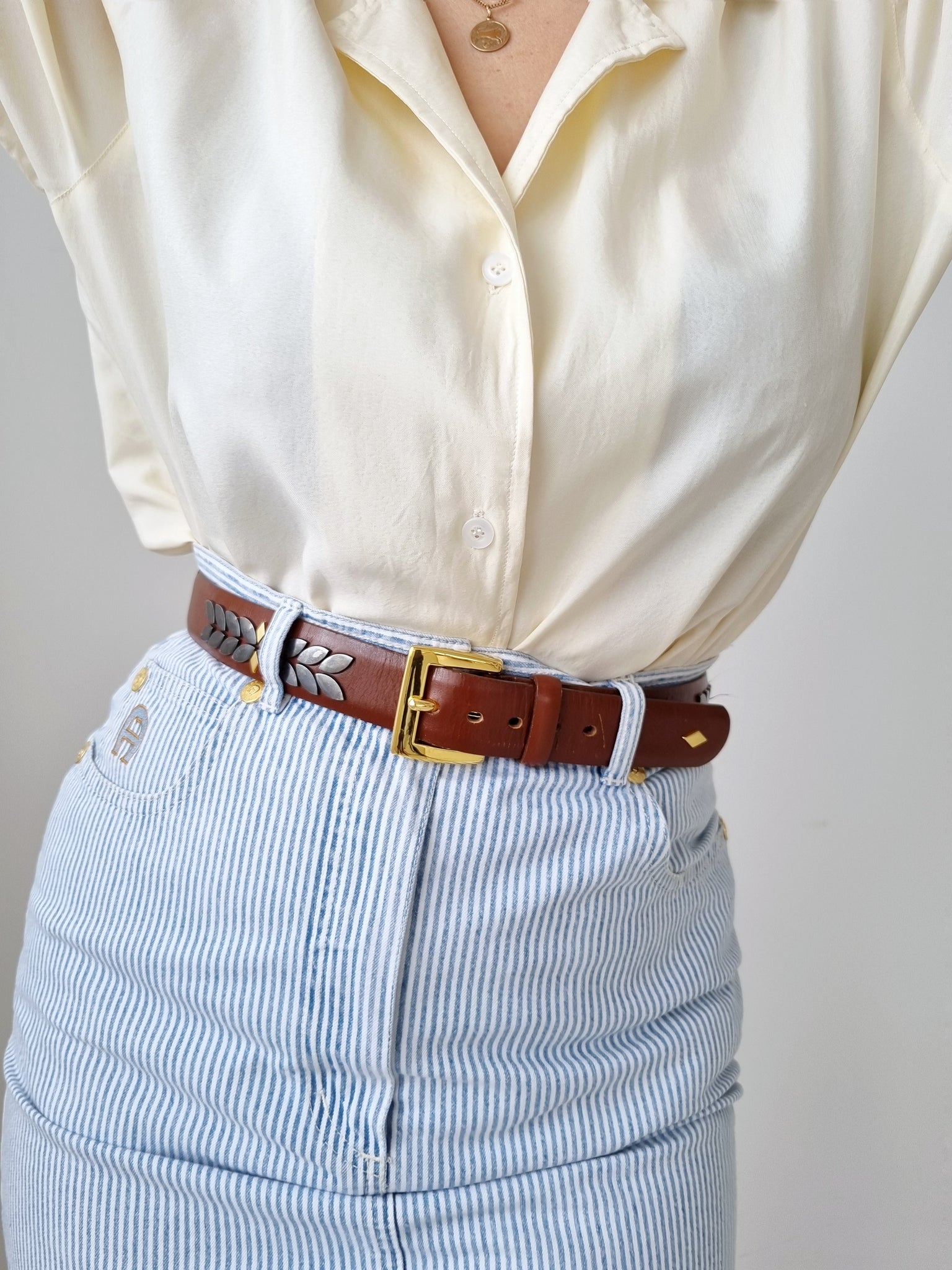 Vintage Gold Leather Belt