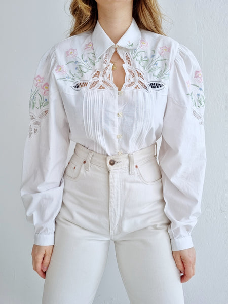 Vintage Spring Tulip Embroidery Cotton Blouse