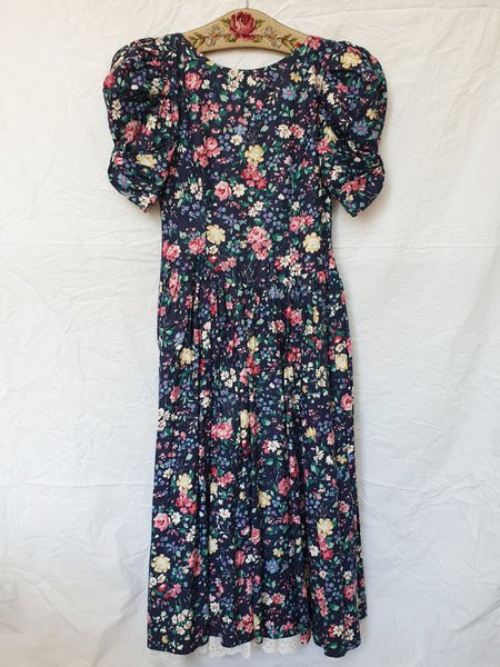 Vintage Back Bow Floral Maxi Dress