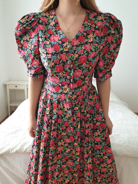 Red Roses Puff Sleeve Dress